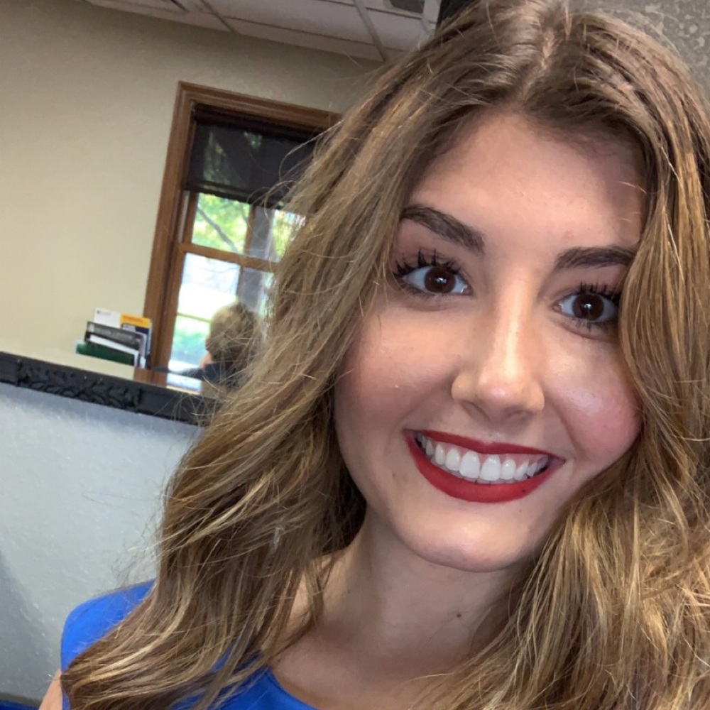 Meet your Posher, Hannah